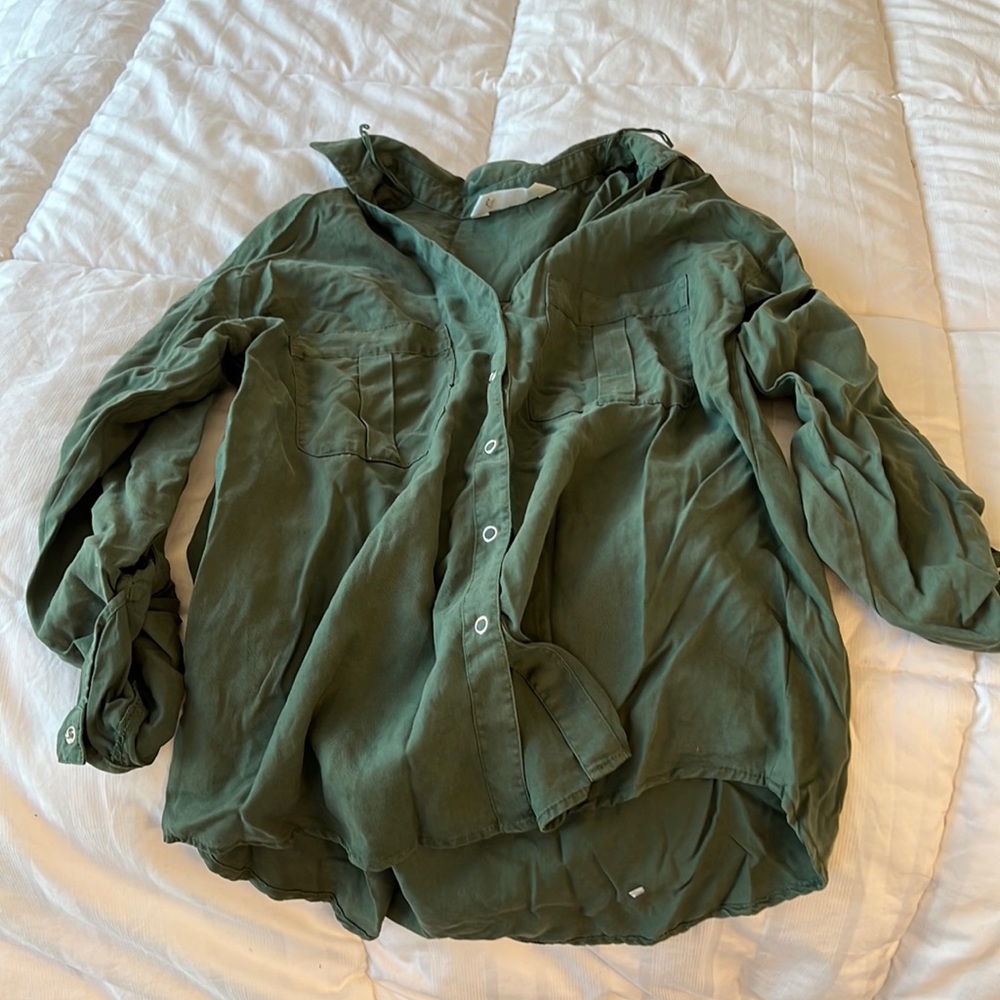 Women’s Zara green small collared shirt